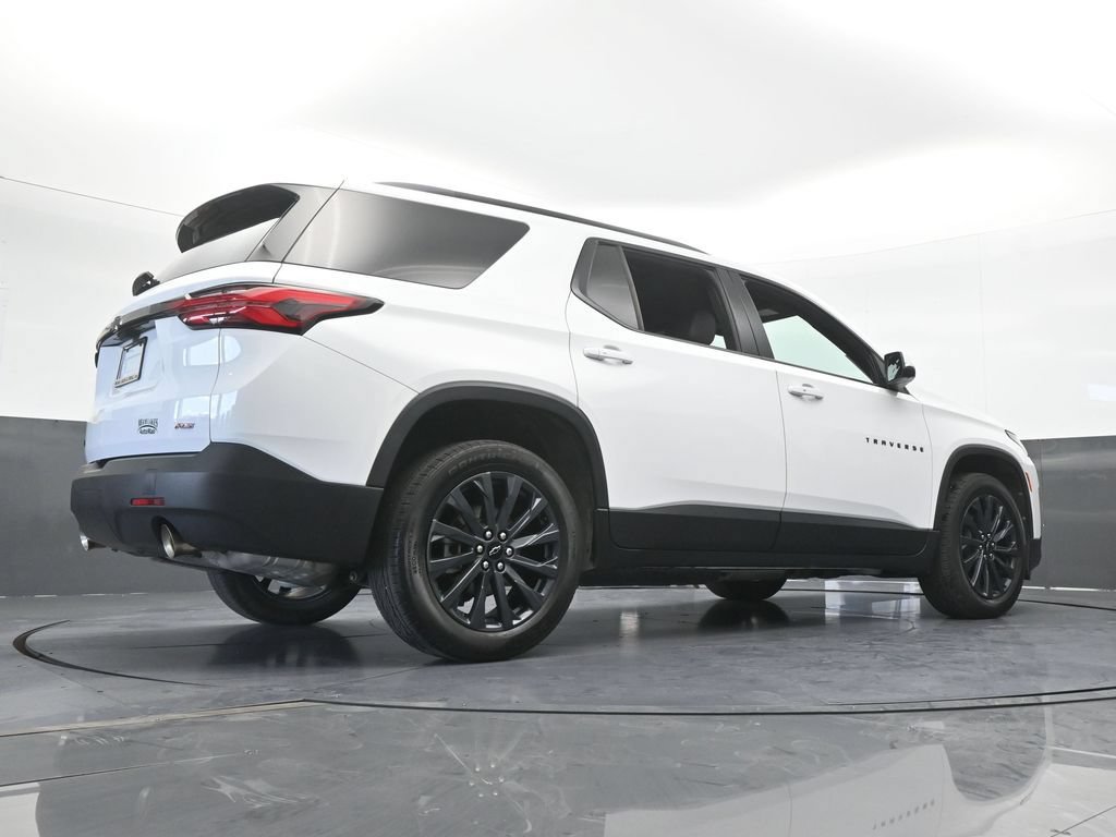 Used 2023 Chevrolet Traverse RS FWD image 70