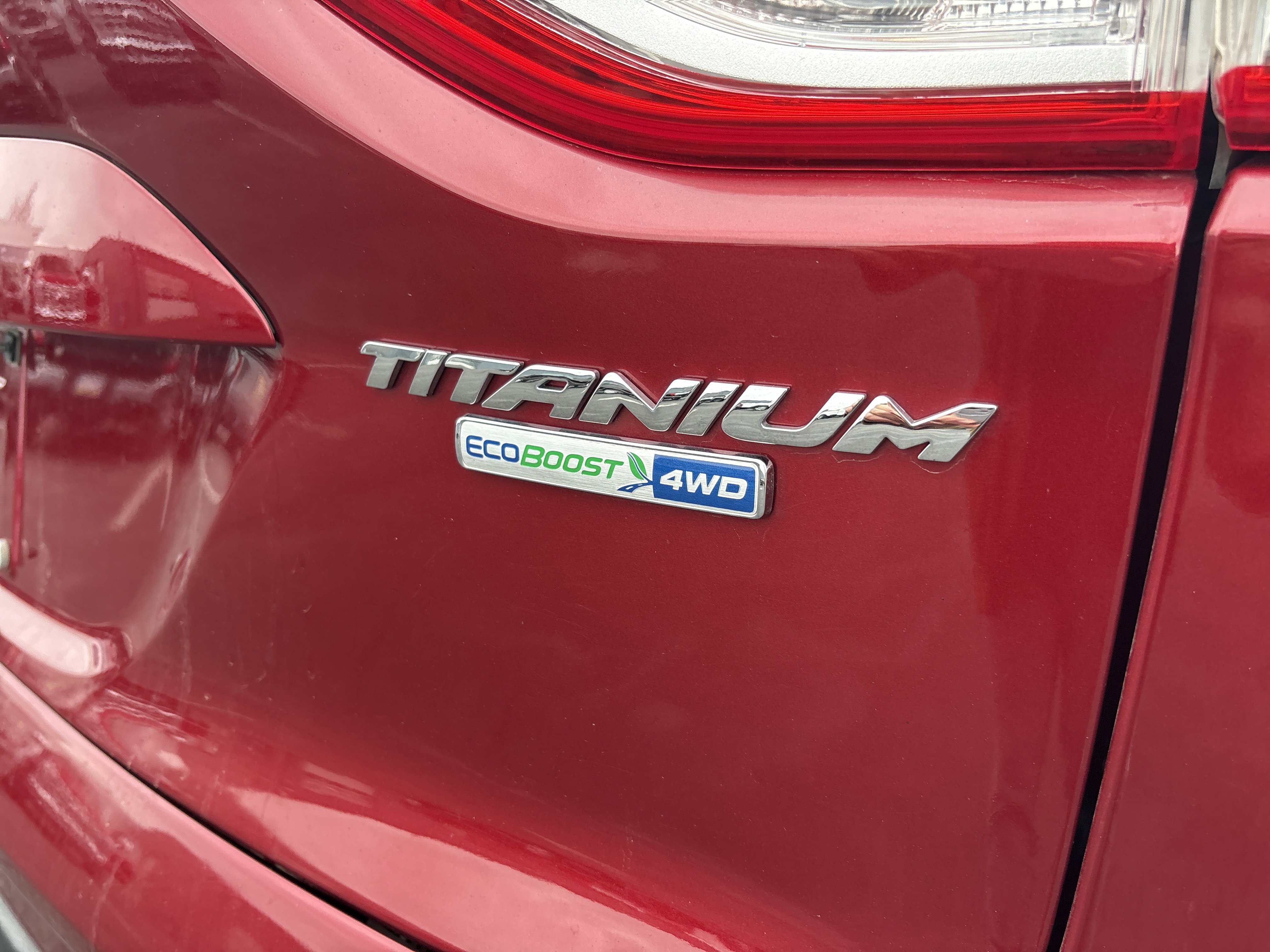 Used 2013 Ford Escape Titanium image 4