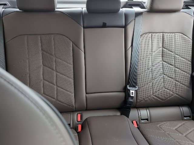 Used 2026 BMW 530i xDrive image 27