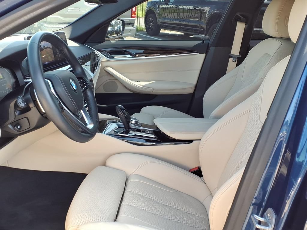 Used 2022 BMW 530i xDrive w/ Convenience Package AWD/4WD image 25