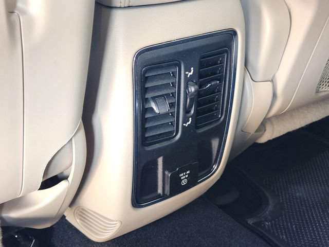 Used 2022 Jeep Grand Cherokee Laredo E w/ Security & Convenience Group AWD/4WD image 38