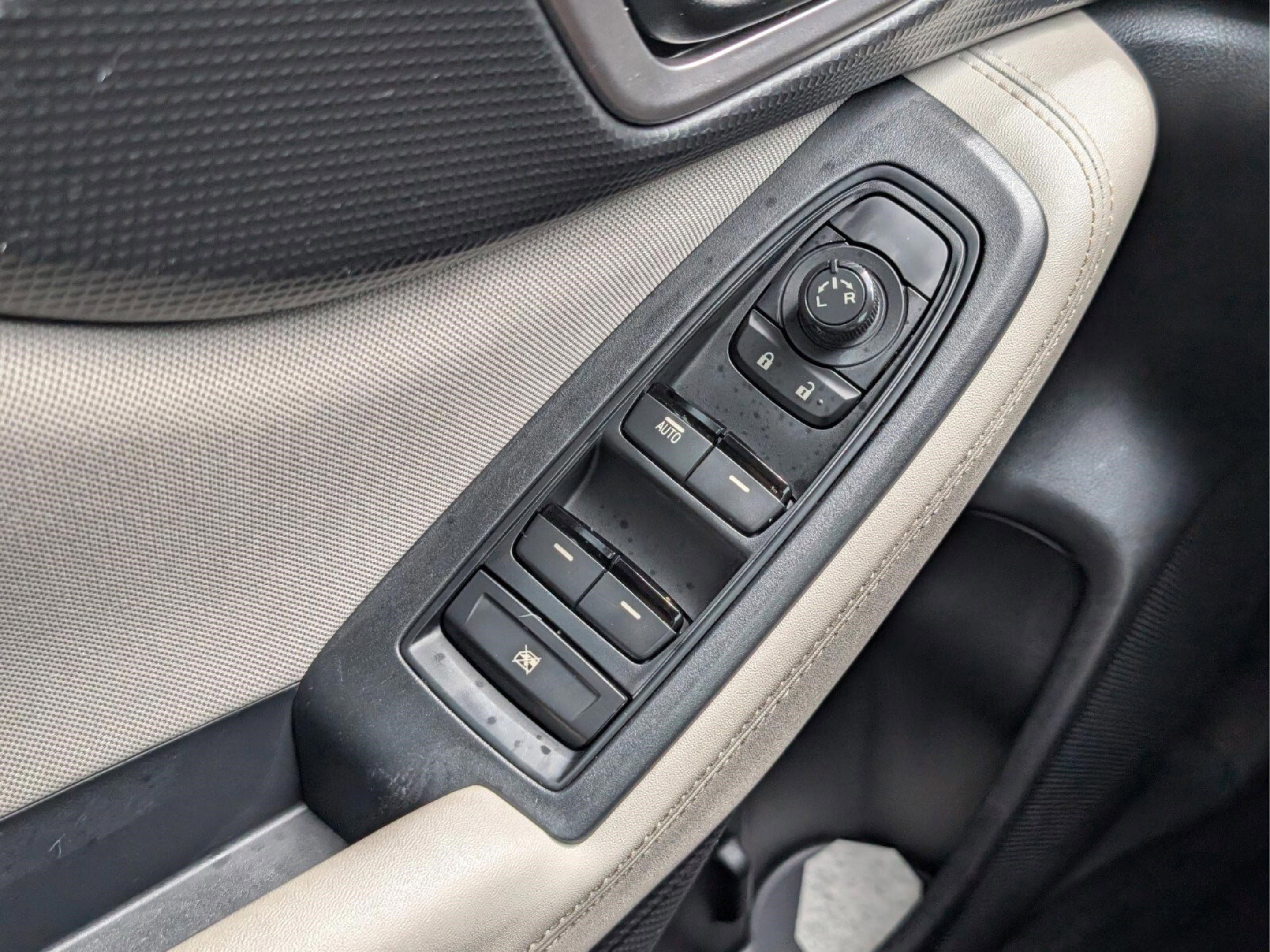 Used 2023 Subaru Forester AWD/4WD image 20