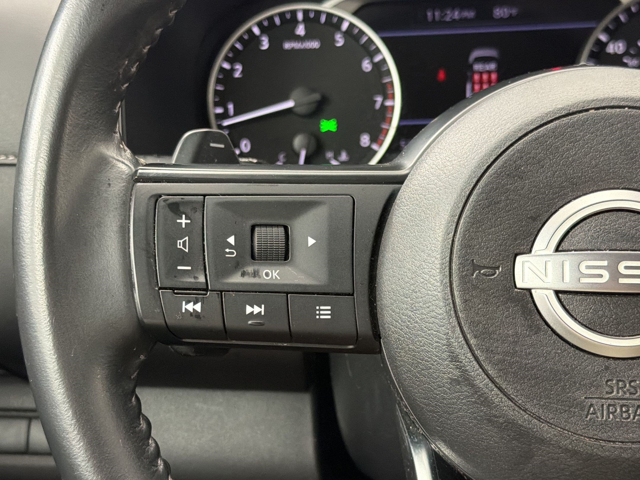 Used 2024 Nissan Pathfinder SV FWD image 15