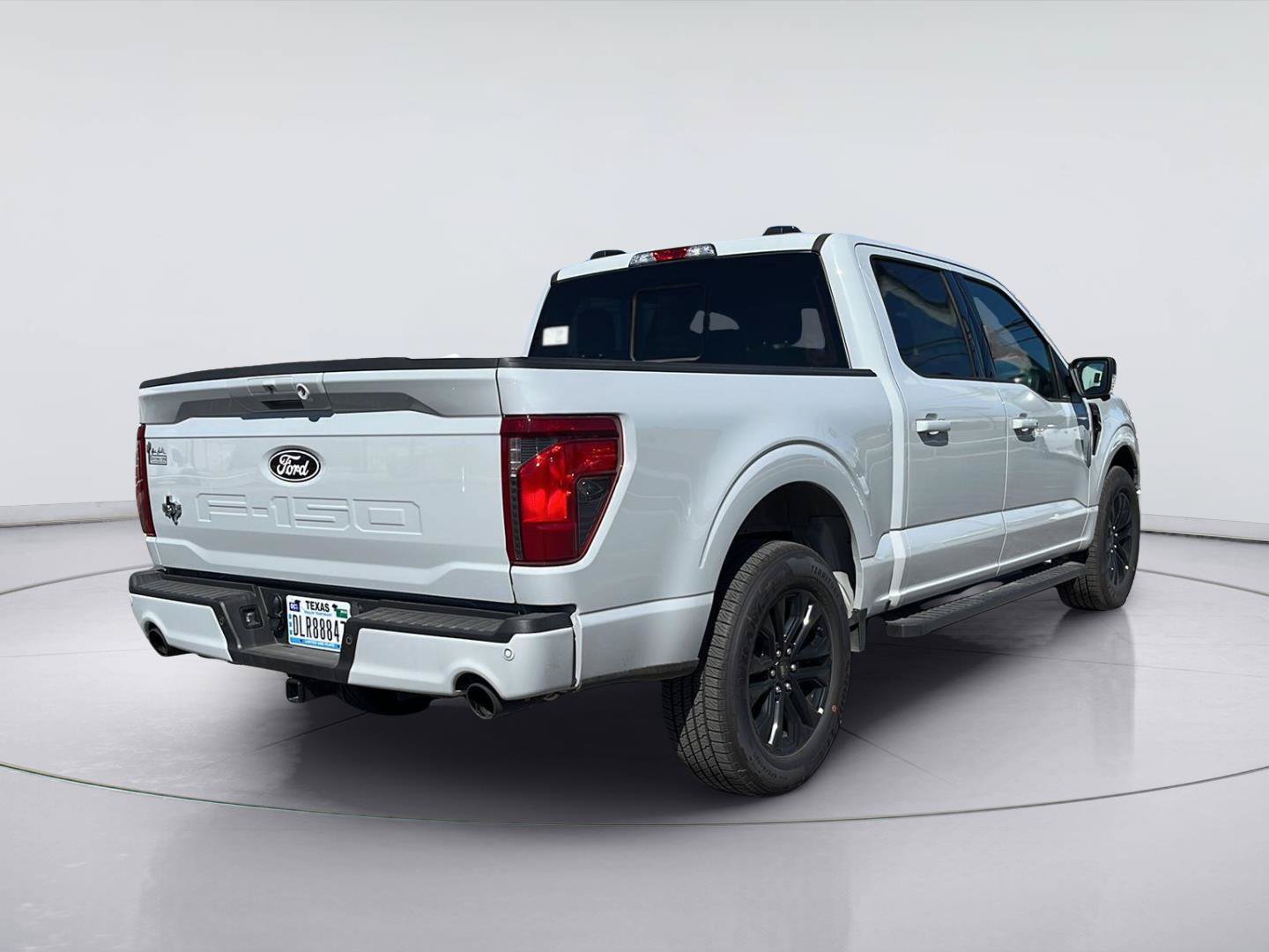 Used 2026 Ford F150 XLT w/ Equipment Group 302A MID RWD image 3