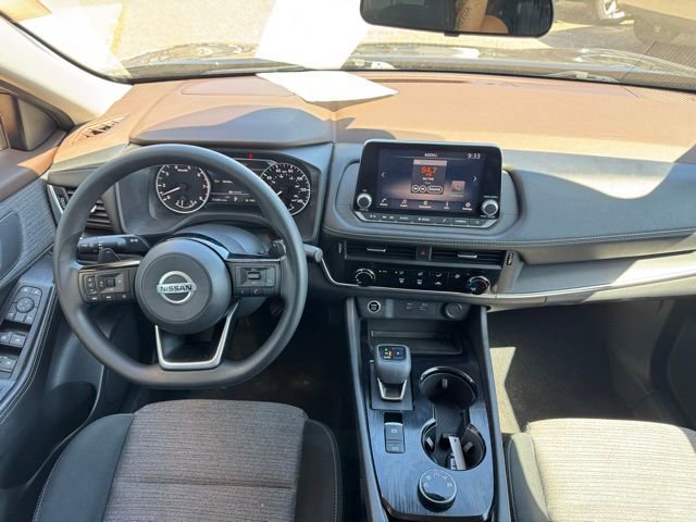 Used 2021 Nissan Rogue S AWD/4WD image 17