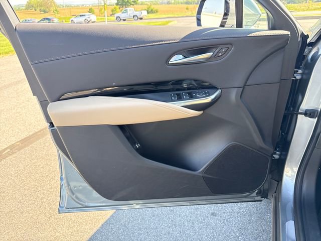 Used 2024 Cadillac XT4 Luxury FWD image 24
