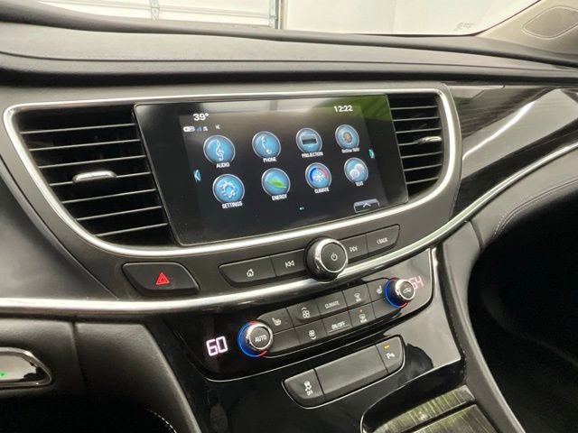 Used 2019 Buick LaCrosse Essence image 10