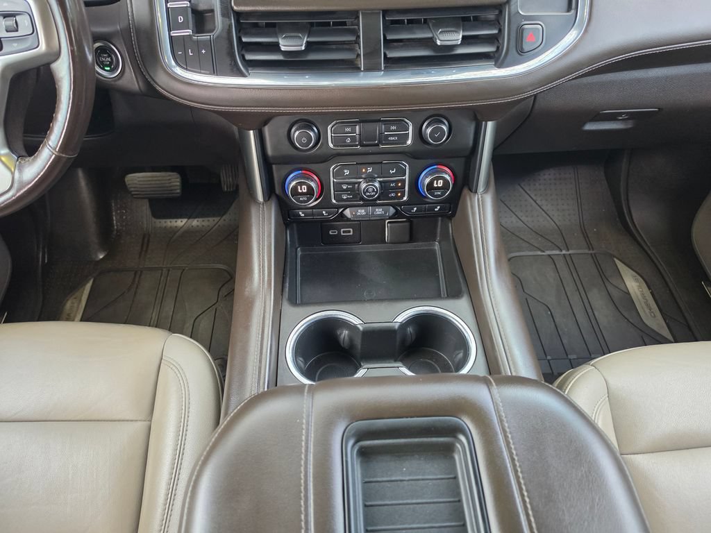Used 2021 Chevrolet Tahoe Z71 w/ Luxury Package AWD/4WD image 30