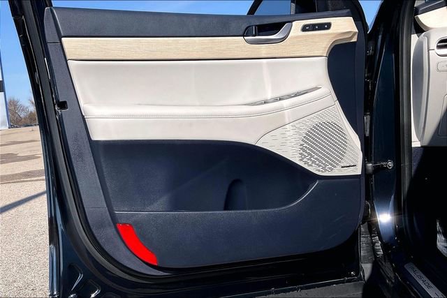 Used 2025 Hyundai Palisade Limited image 23