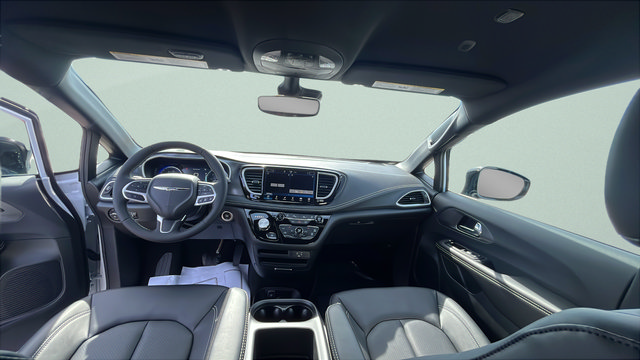 New 2026 Chrysler Pacifica Select AWD/4WD image 25