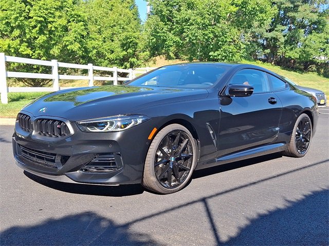 New 2026 BMW M850i xDrive Coupe w/ M Sport Professional Package image 3