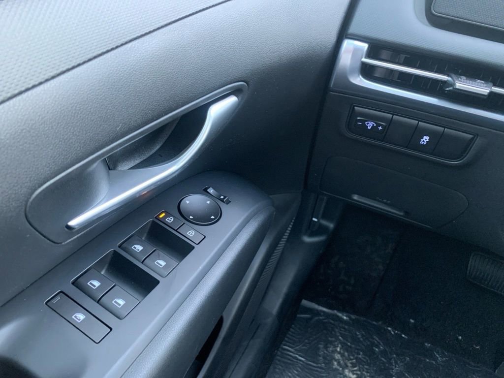 New 2025 Hyundai Tucson SE image 25