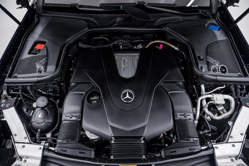 Used 2019 Mercedes-Benz E 450 4MATIC Cabriolet image 32