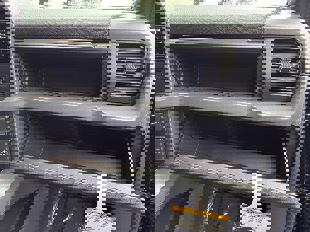 New 2026 Ford F150 XLT w/ Equipment Group 302A MID image 35