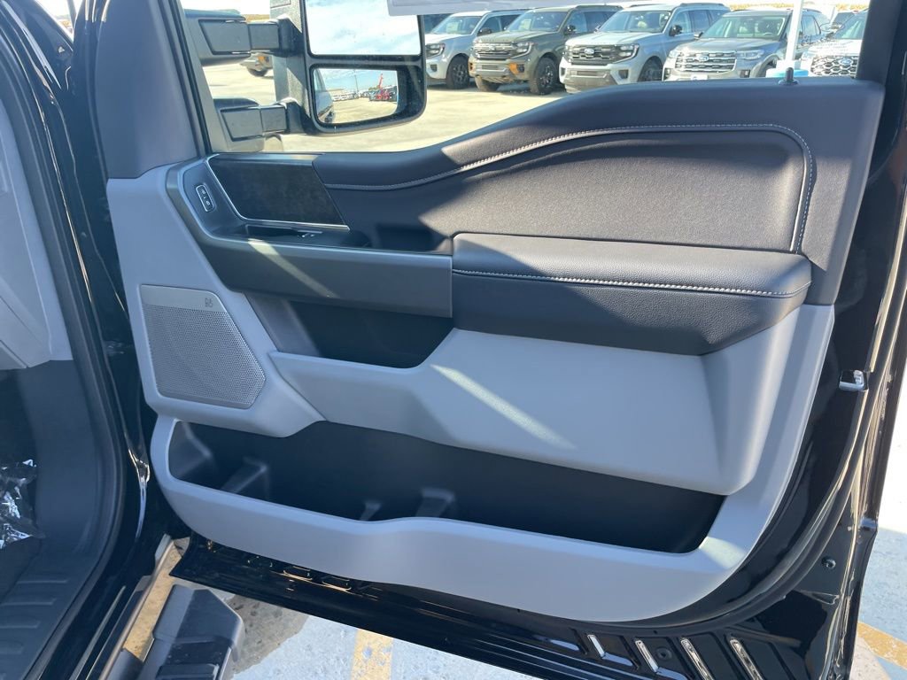 New 2026 Ford F250 XLT w/ XLT Premium Package image 25