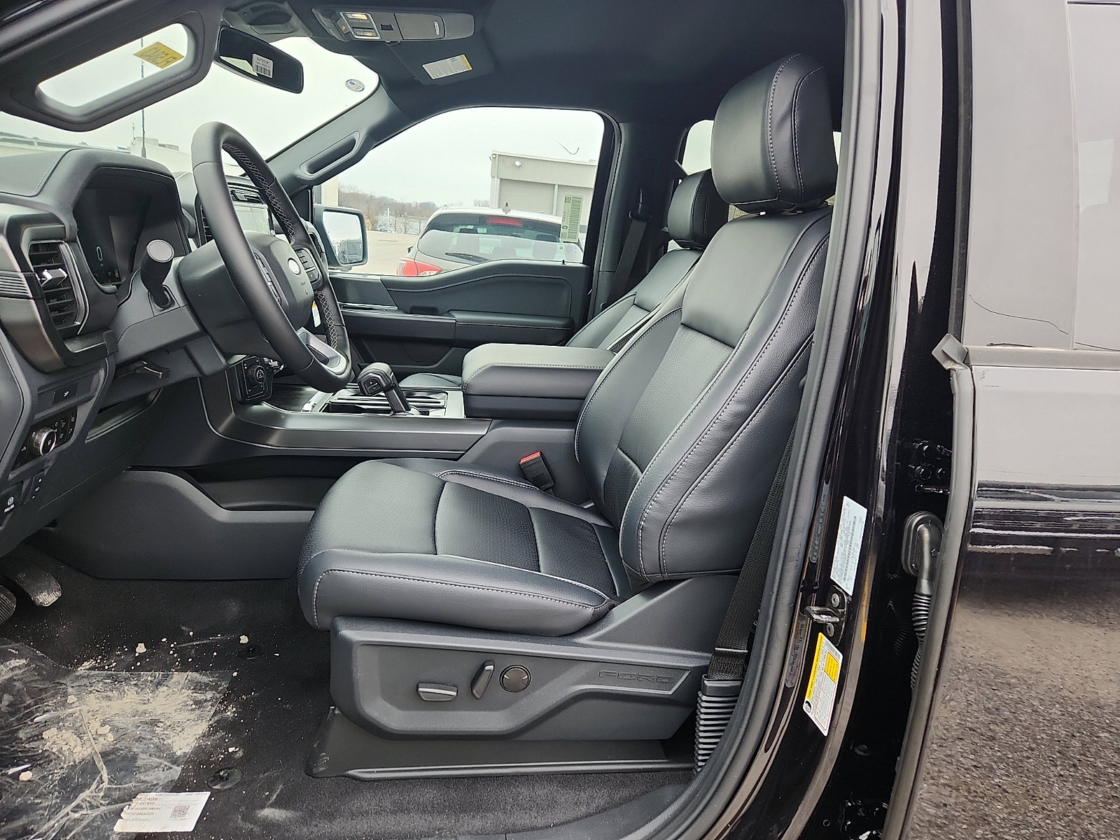 New 2026 Ford F150 Lariat w/ Equipment Group 501A Mid image 9