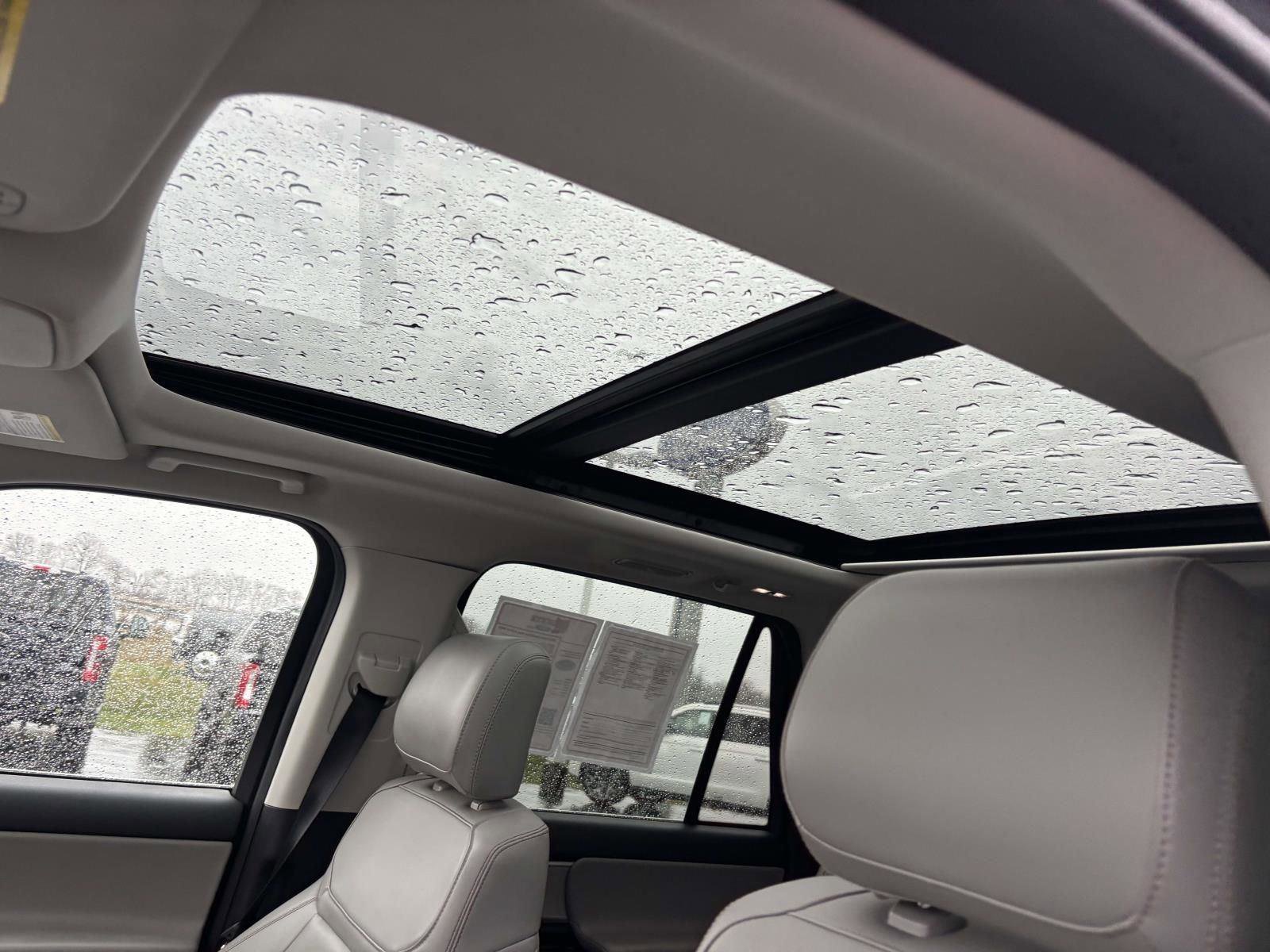 Used 2025 Ford Expedition Max Active AWD/4WD image 25