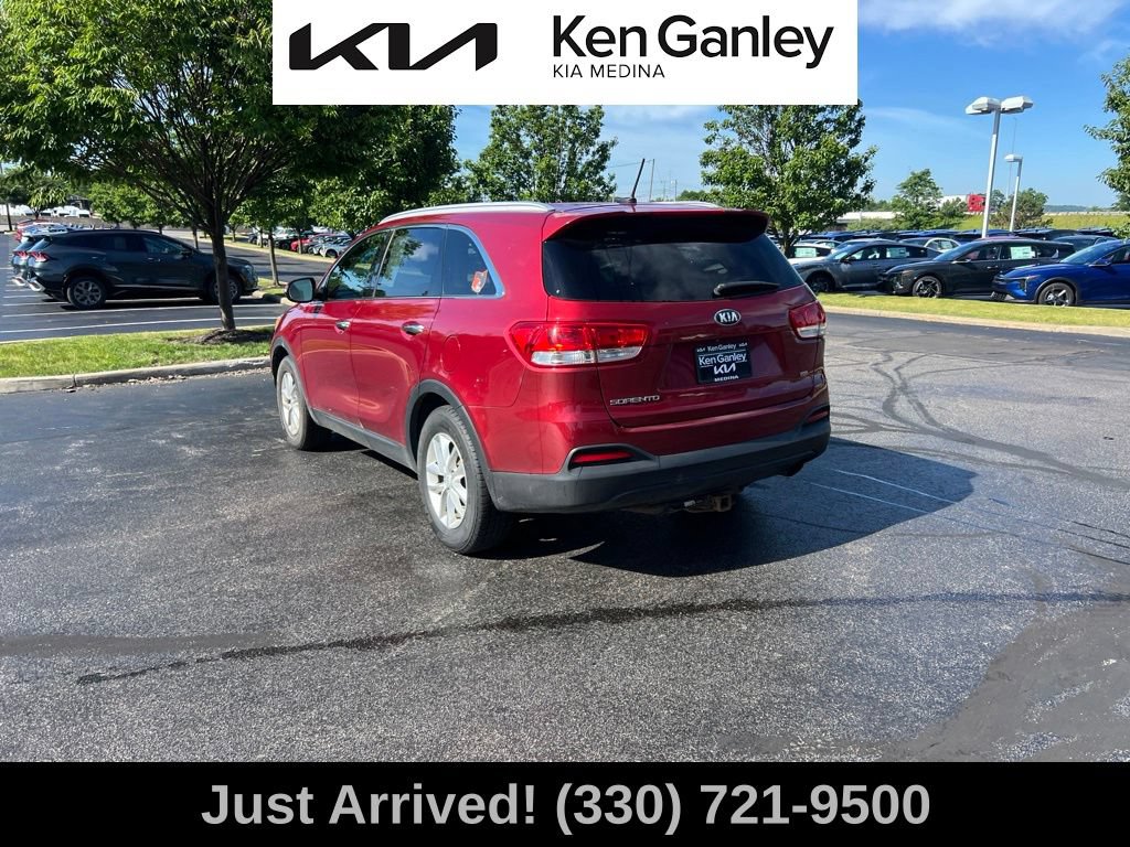 Used 2016 Kia Sorento FWD image 7