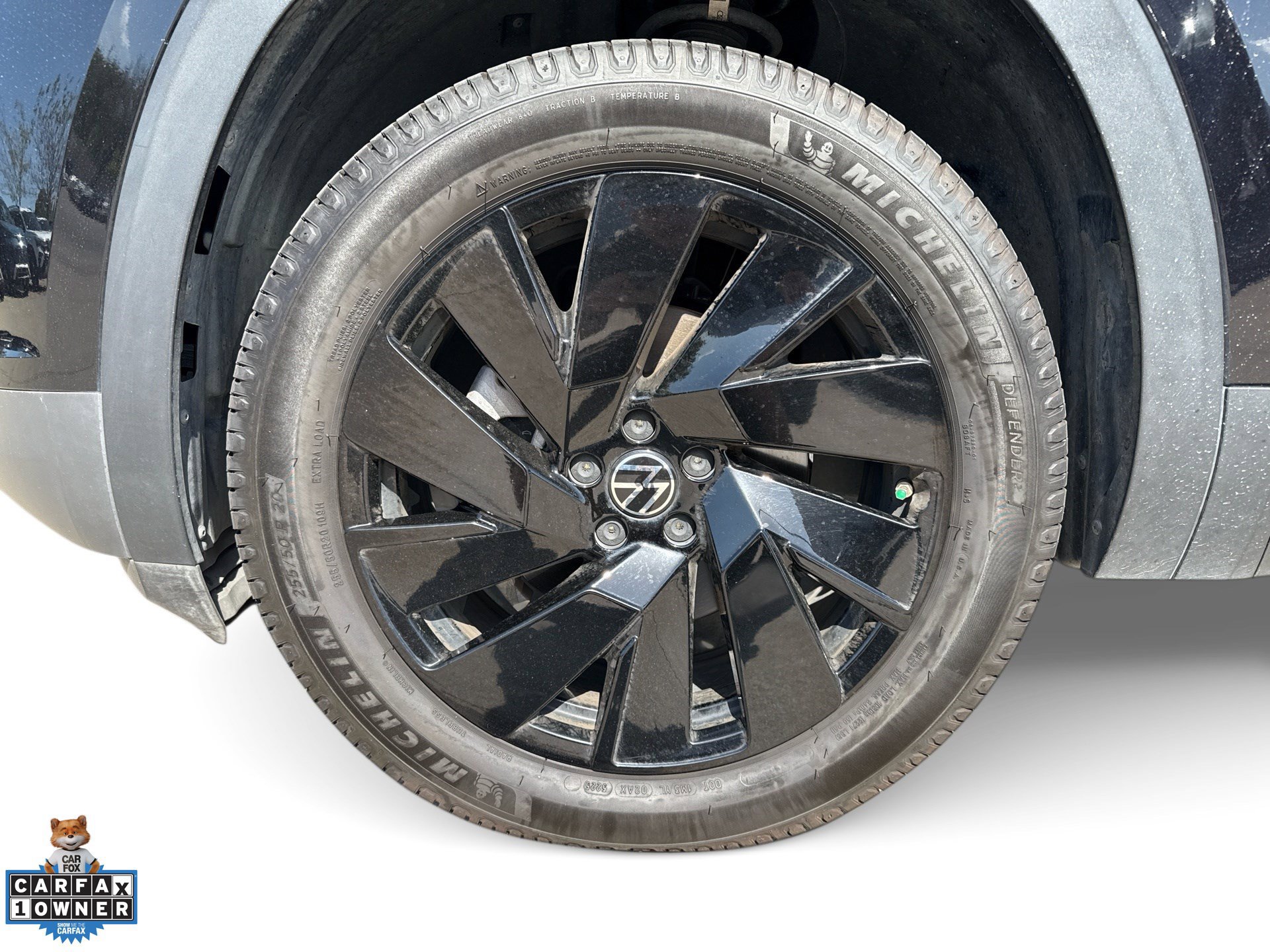 Used 2024 Volkswagen Atlas Cross Sport SE FWD image 18