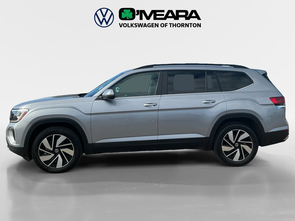 Used 2025 Volkswagen Atlas SE AWD/4WD image 2
