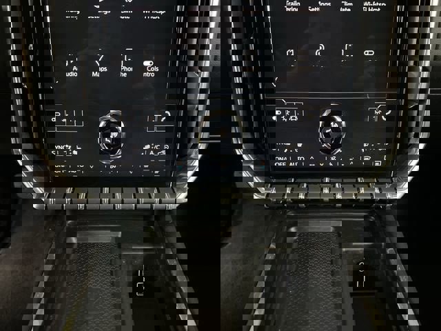 Certified 2025 GMC Acadia Elevation image 17