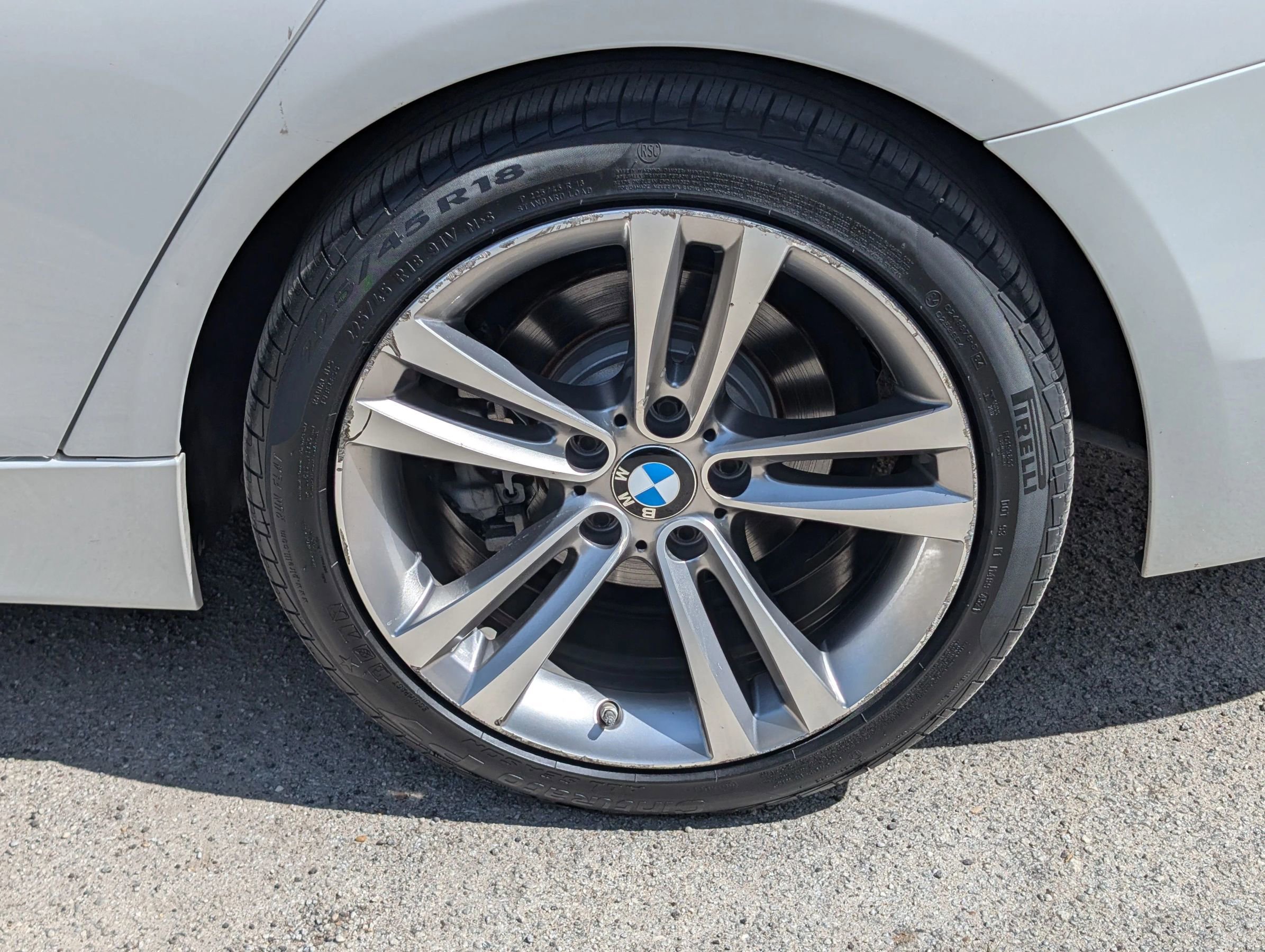 Used 2018 BMW 330i Sedan RWD image 8