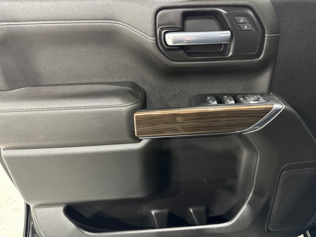 Used 2021 Chevrolet Silverado 1500 RST w/ Bed Protection Package image 17