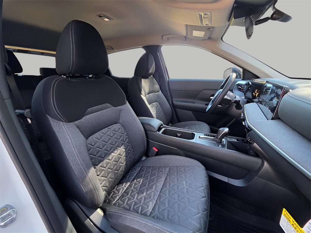 New 2026 Nissan Kicks SV image 12