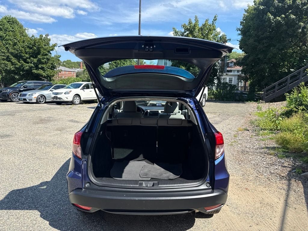 Used 2016 Honda HR-V LX image 6