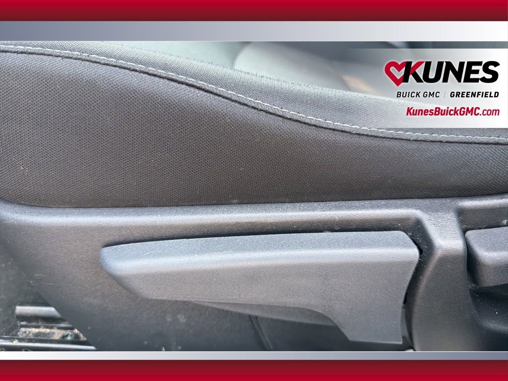 Used 2025 Nissan Sentra SV FWD image 29