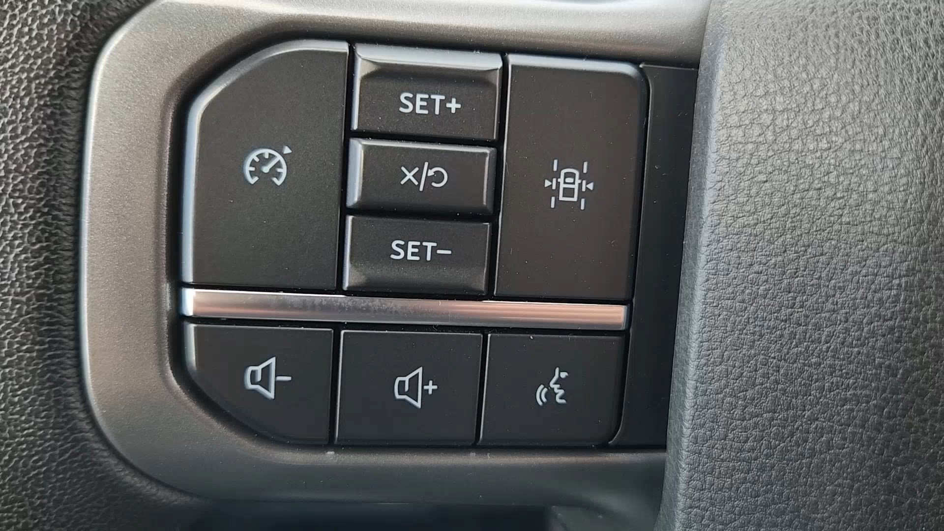 Used 2021 Ford F150 XLT w/ Equipment Group 302A High image 12