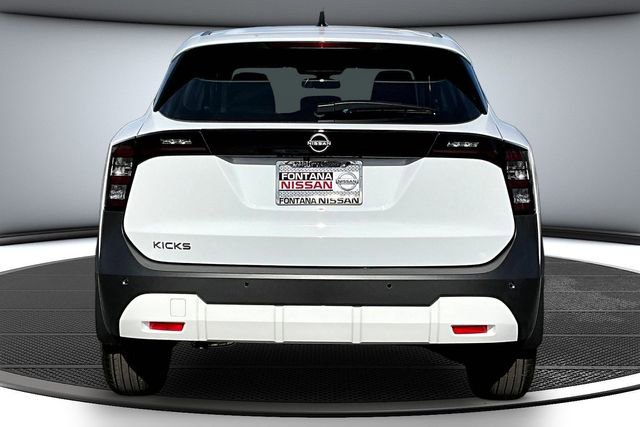 New 2026 Nissan Kicks S image 4