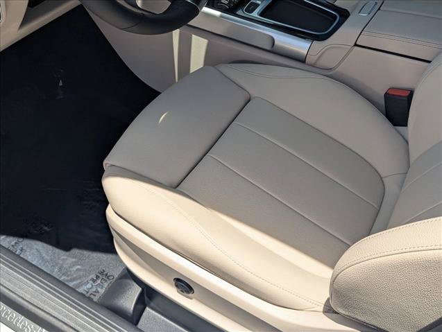 Used 2026 Mercedes-Benz GLB 250 image 4