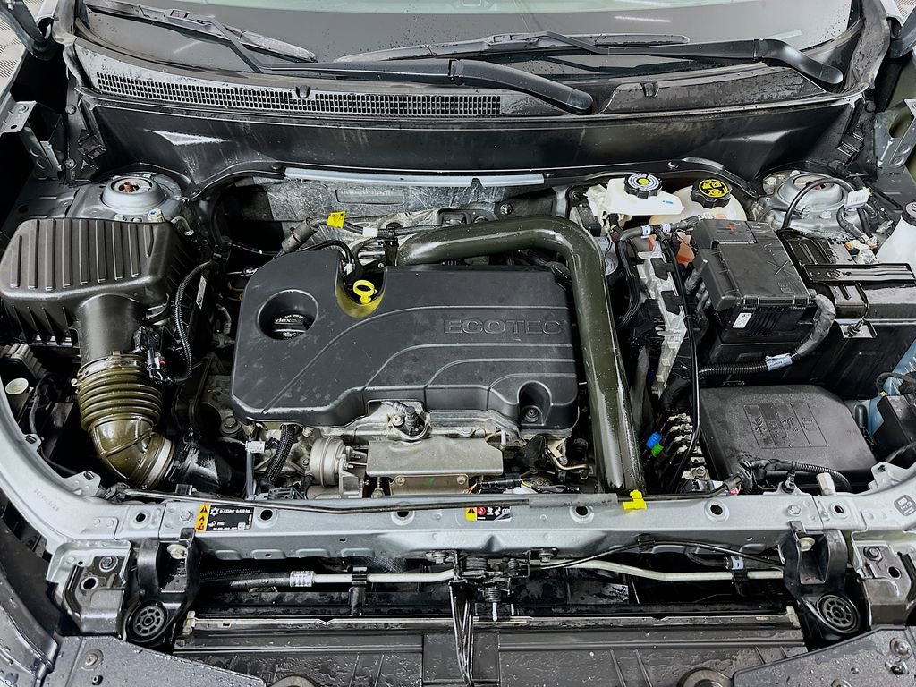Used 2023 Chevrolet Equinox LT image 28