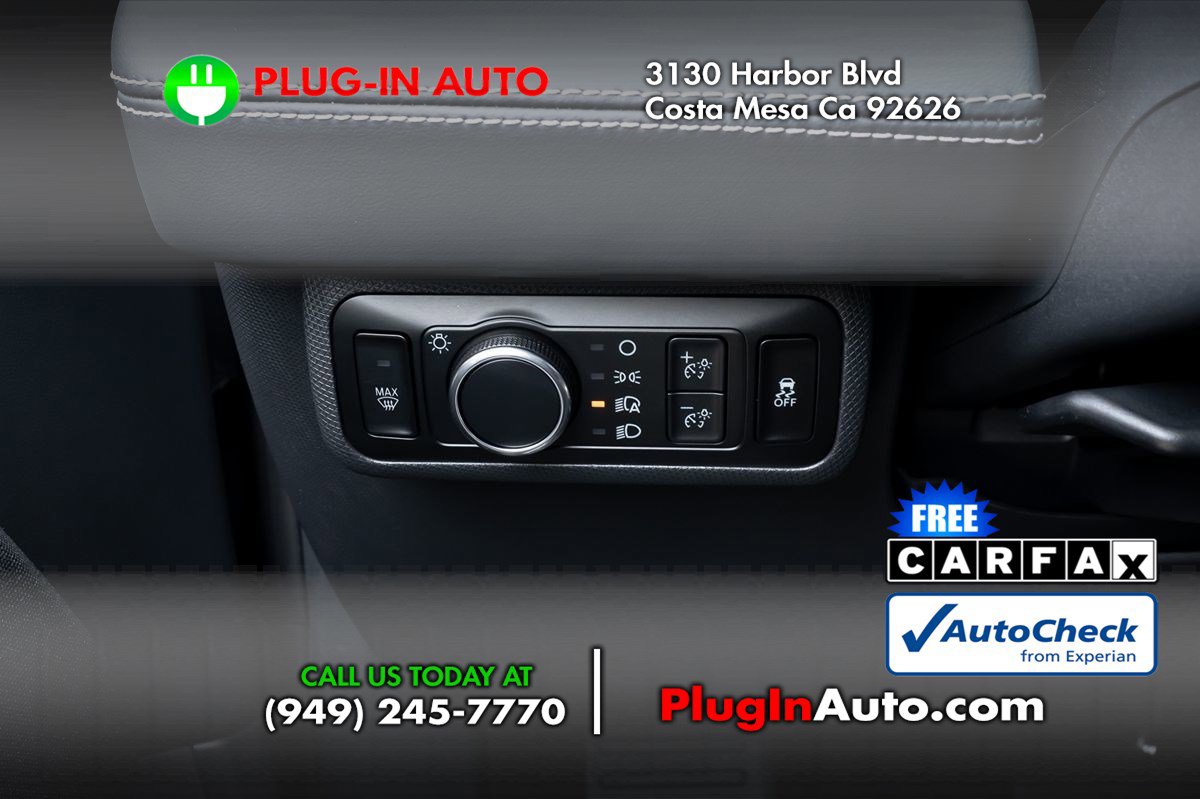 Used 2022 Ford Mustang Mach-E Select RWD image 19