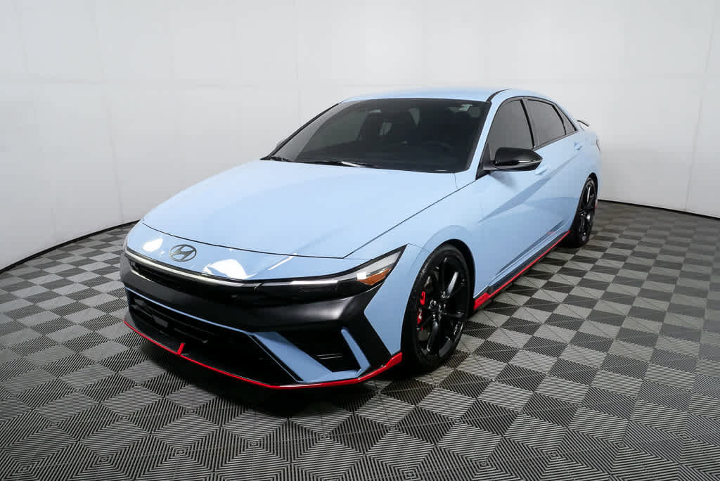 Certified 2025 Hyundai Elantra N image 24