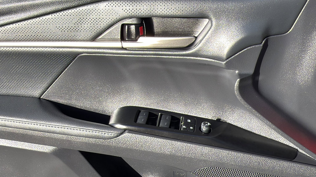 Used 2025 Toyota Camry XSE w/ Premium Package image 22