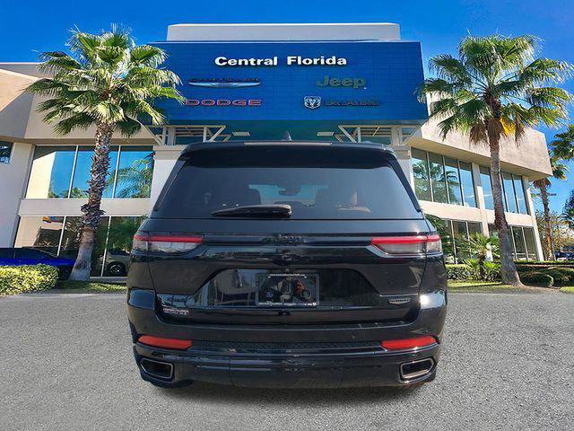 Certified 2024 Jeep Grand Cherokee Summit AWD/4WD image 6