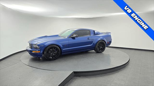 Used 2006 Ford Mustang GT RWD image 2