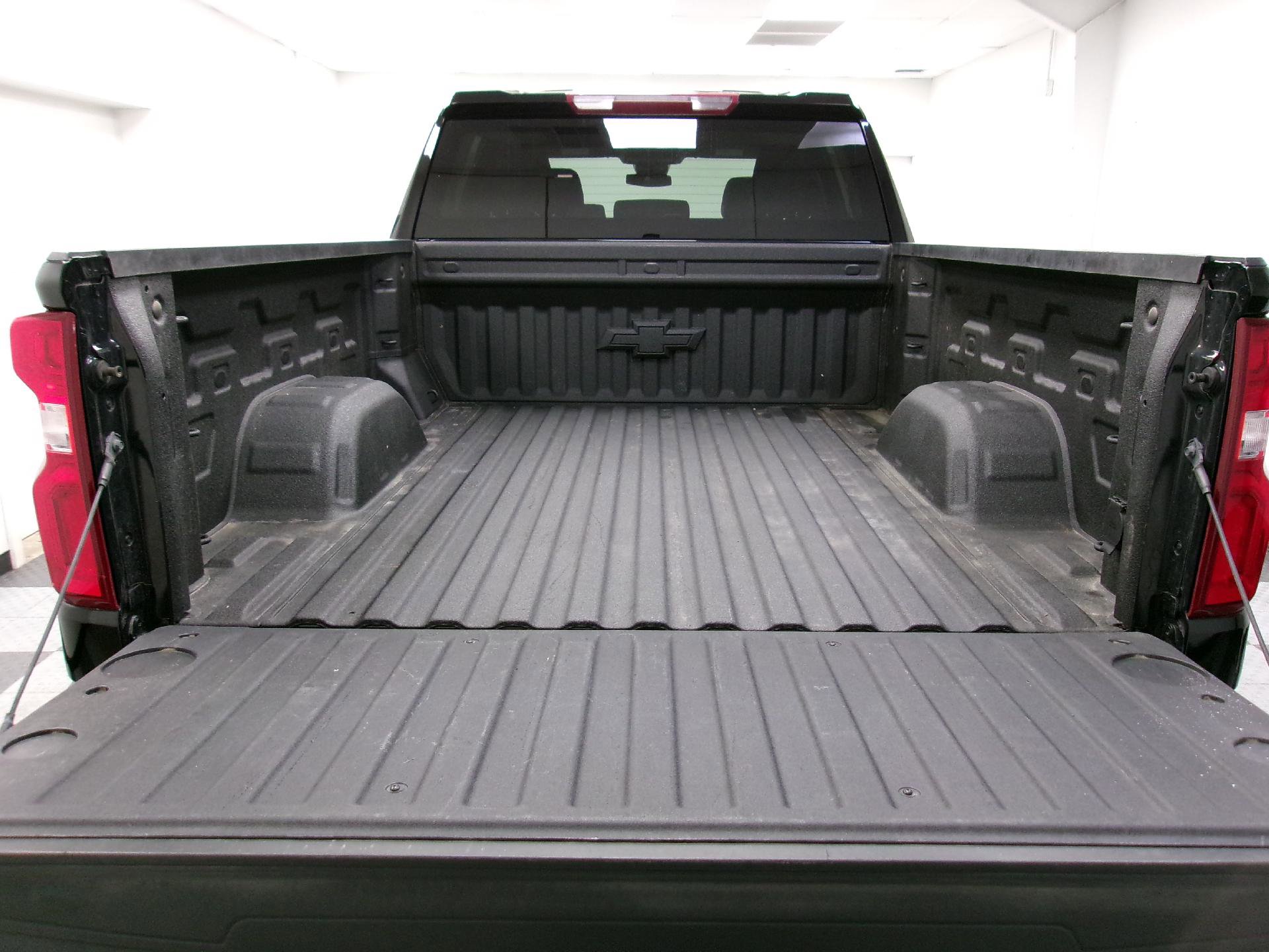 Certified 2023 Chevrolet Silverado 1500 RST image 11