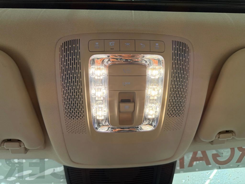 Used 2022 Mercedes-Benz GLS 450 4MATIC image 27