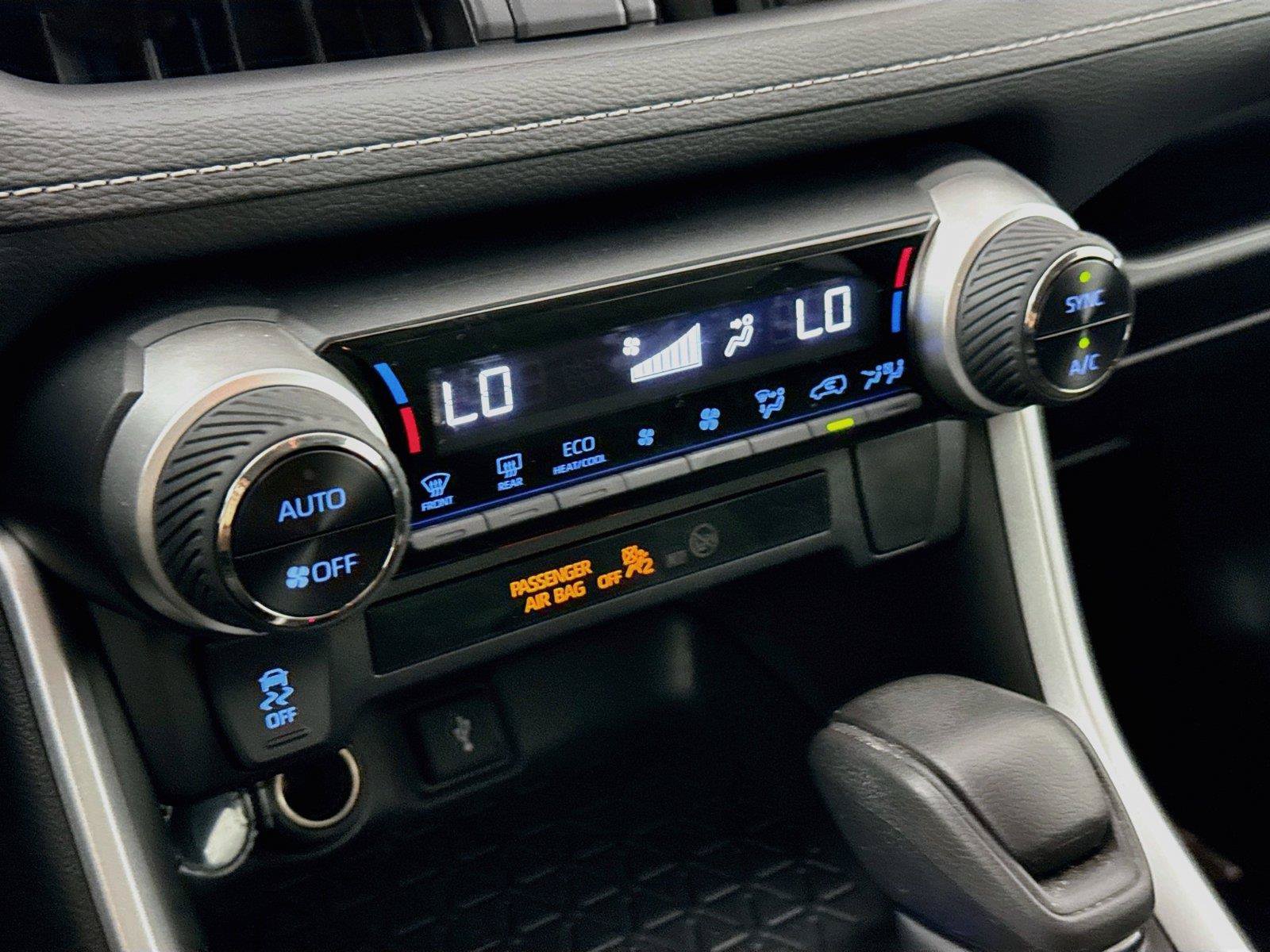 Certified 2021 Toyota RAV4 XLE AWD/4WD image 23