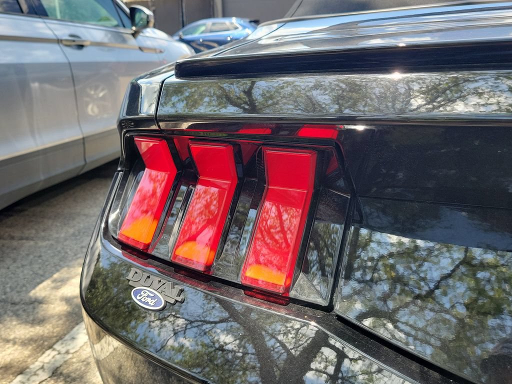 Used 2025 Ford Mustang GT Premium RWD image 21