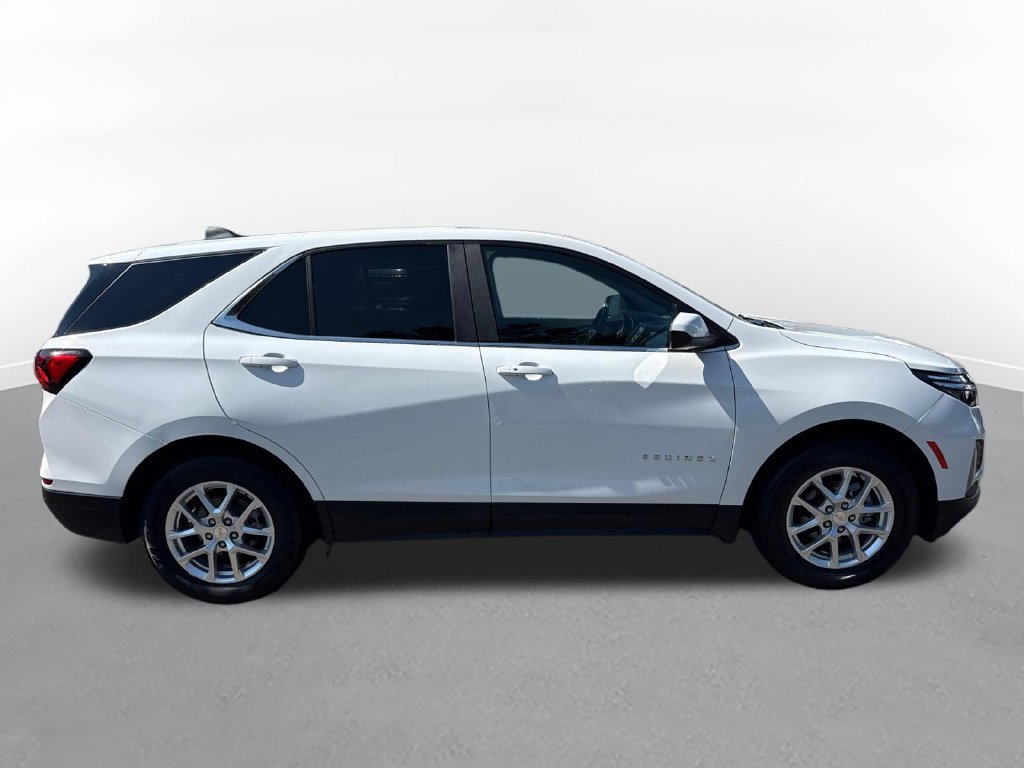 Used 2024 Chevrolet Equinox LT AWD/4WD image 5