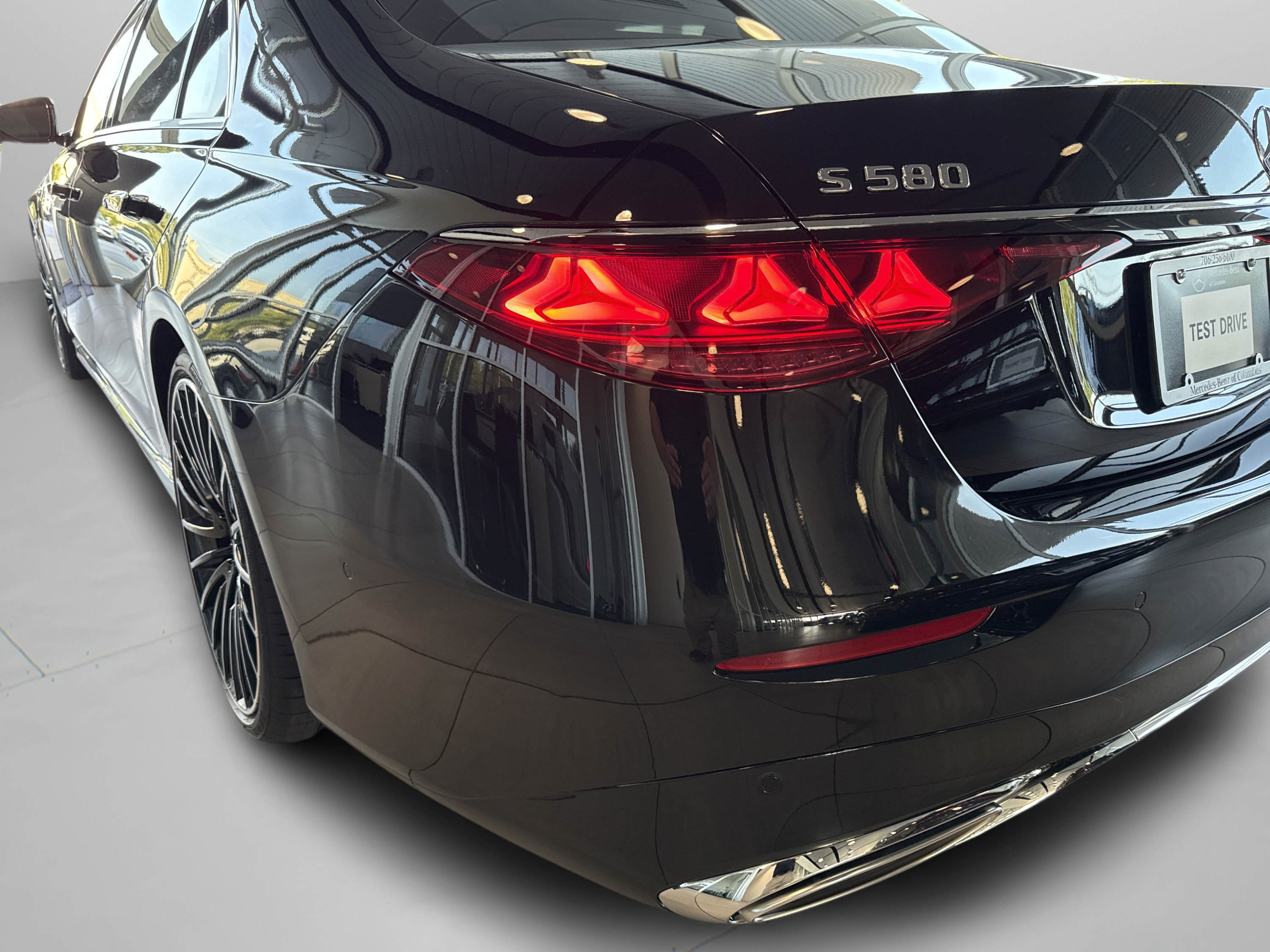 New 2027 Mercedes-Benz S 580 4MATIC Sedan image 45