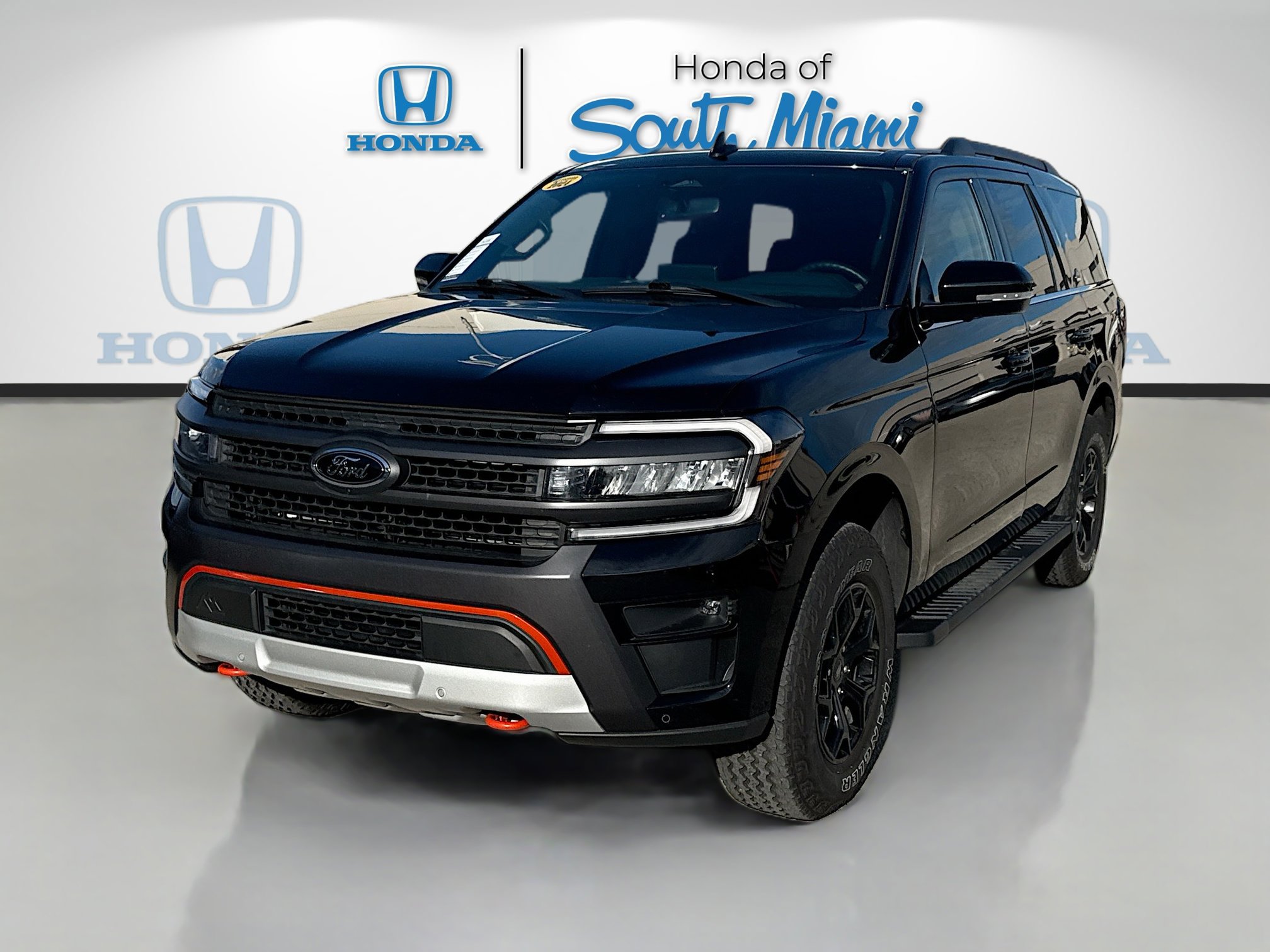 Used 2024 Ford Expedition Timberline image 3