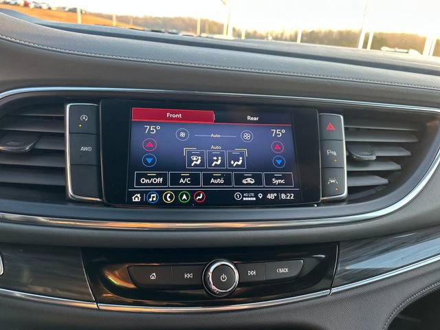 Used 2024 Buick Enclave Premium image 24