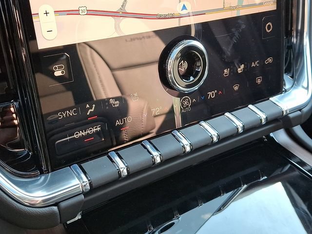 New 2026 GMC Yukon XL Denali w/ Sun & Power Step Package AWD/4WD image 15