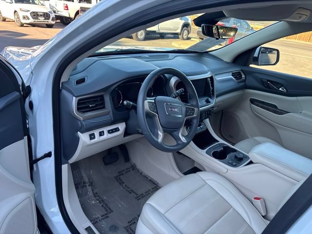 Used 2023 GMC Acadia Denali w/ Denali Ultimate Package AWD/4WD image 11
