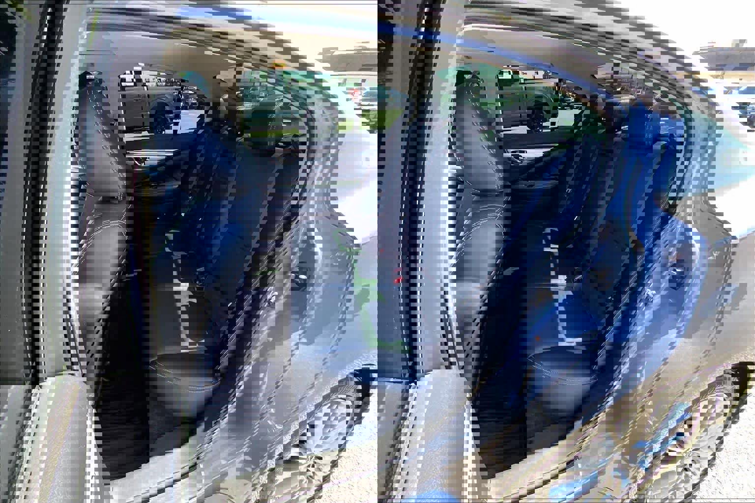 Used 2022 INFINITI Q50 Luxe w/ Cargo Package image 21